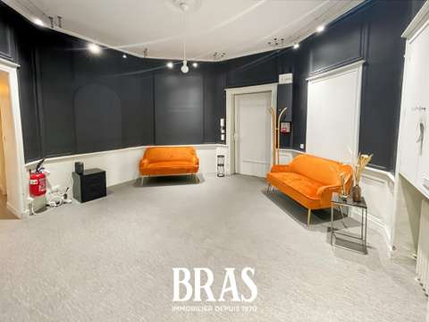 Bureaux et commerces 6 pièces