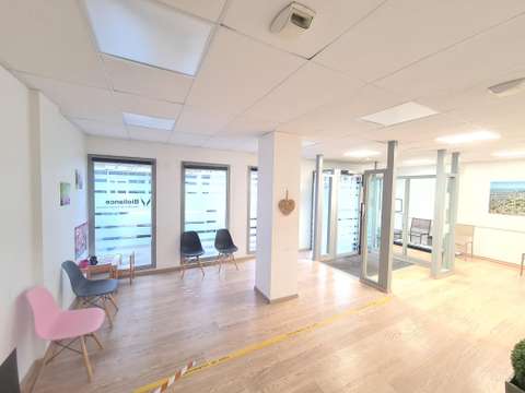 Bureaux et commerces 5 pièces