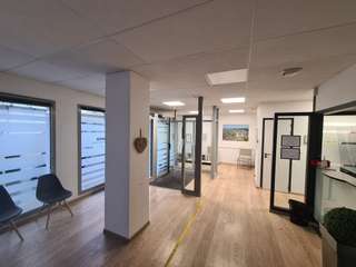 Bureaux et commerces 5 pièces