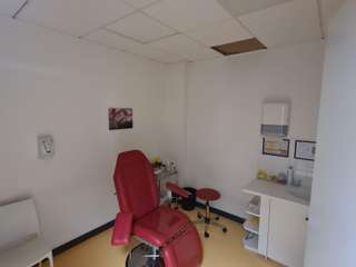 Bureaux et commerces 5 pièces