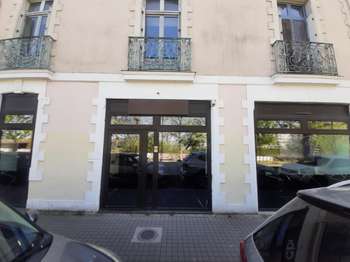 Location Bureaux et commerces 134 m&sup2;Nantes Île de Nantes