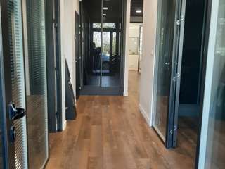 Bureaux et commerces 7 pièces