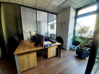 Bureaux et commerces 7 pièces