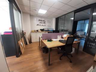 Bureaux et commerces 7 pièces