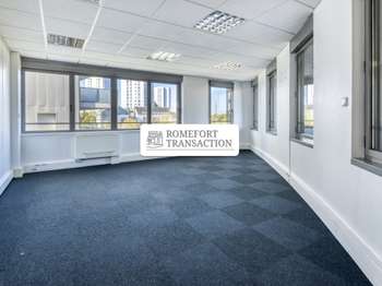 Location Bureaux et commerces 612 m&sup2;Nantes Île de Nantes