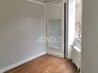 Bureaux et commerces 6 pièces