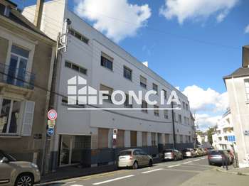 Bureaux et commerces 2 pièces