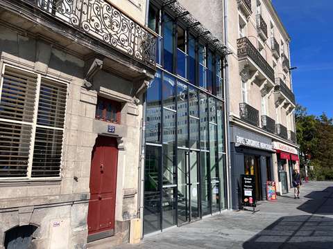 Bureaux et commerces Nantes Saint-Clément - Jardin des plantes 44