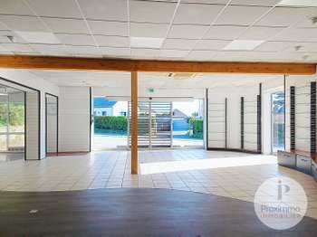 Bureaux et commerces 4 pièces Bureaux et commerces 4 pièces