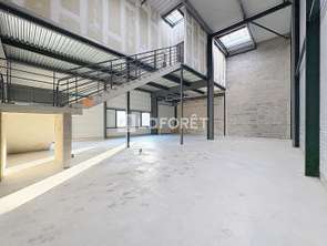 Location Bureaux et commerces 242 m&sup2;Oissel