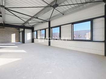 Location Bureaux et commerces 248 m&sup2;Oissel