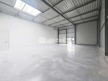 Location Bureaux et commerces 159 m&sup2;Oissel