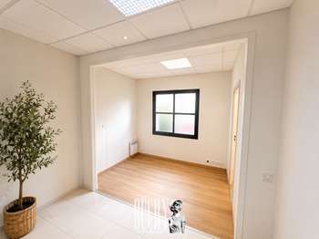 Bureaux et commerces Olonne-sur-Mer 85