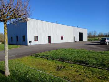 Bureaux et commerces Ombrée d'Anjou 49