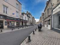 Bureaux et commerces 2 pièces