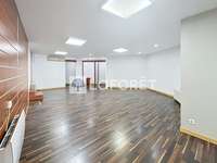 Bureaux et commerces 8 pièces Bureaux et commerces 8 pièces