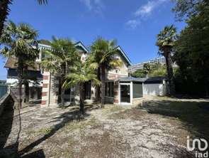 Location Bureaux et commerces 195 m&sup2;Pau