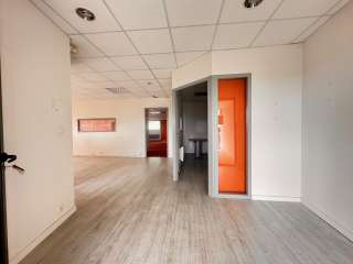 Bureaux et commerces 5 pièces