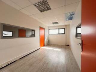 Bureaux et commerces 5 pièces