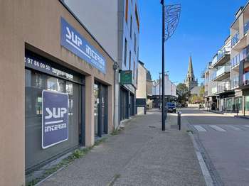 Location Bureaux et commerces 67 m&sup2;Ploemeur