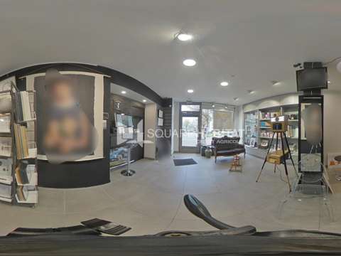 Bureaux et commerces 2 pièces