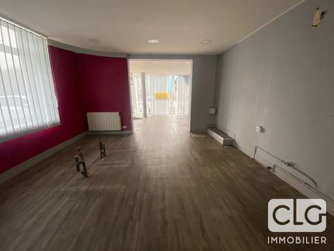 Bureaux et commerces 2 pièces