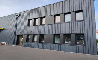 Photo Bureaux et commerces Ploudaniel