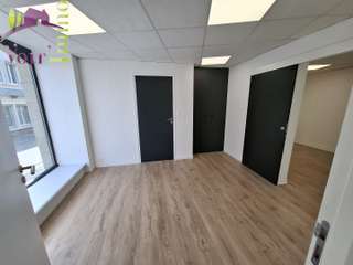 Bureaux et commerces 2 pièces