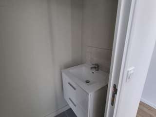 Bureaux et commerces 2 pièces