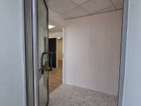 Bureaux et commerces 2 pièces