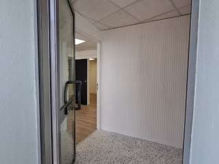 Bureaux et commerces 2 pièces