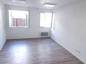 Location Bureaux et commerces 29 m&sup2;Plougoumelen