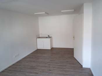 Bureaux et commerces 2 pièces
