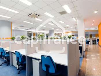 Location Bureaux et commerces 213 m&sup2;Plouisy