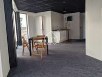 Bureaux et commerces 4 pièces
