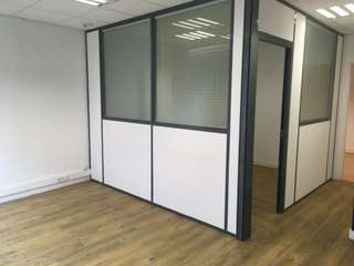 Bureaux et commerces 2 pièces