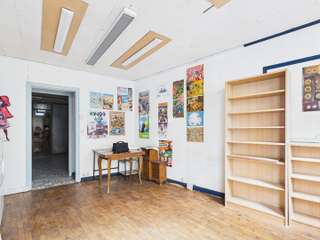 Bureaux et commerces 2 pièces