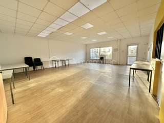Bureaux et commerces 5 pièces Bureaux et commerces 5 pièces