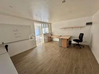 Bureaux et commerces 5 pièces Bureaux et commerces 5 pièces