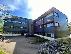 Location Bureaux et commerces 245 m&sup2;Quimper Frugy - Locmaria - Kernoter