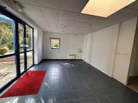 Bureaux et commerces 7 pièces