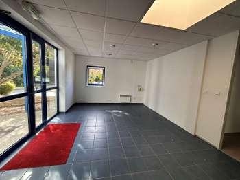 Bureaux et commerces 7 pièces