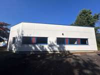 Bureaux et commerces 7 pièces