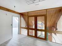 Bureaux et commerces 7 pièces