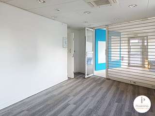Bureaux et commerces 9 pièces