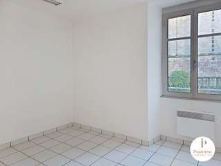 Bureaux et commerces 9 pièces