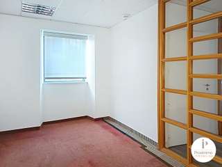 Bureaux et commerces 9 pièces