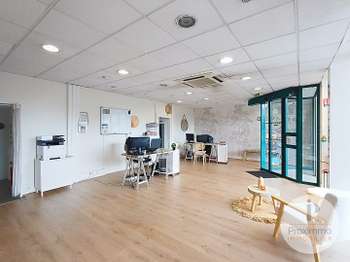 Bureaux et commerces 3 pièces
