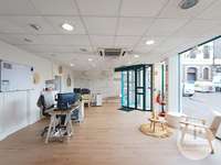 Bureaux et commerces 3 pièces