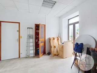 Bureaux et commerces 3 pièces Bureaux et commerces 3 pièces